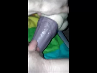 ਪੈਨੀ ਪੈਕਸ titty fucks ਅਤੇ ਸਵਾਰੀ ਕੁੱਕੜ
